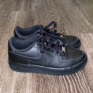 🔺Nike Air Force 1 Low 👟